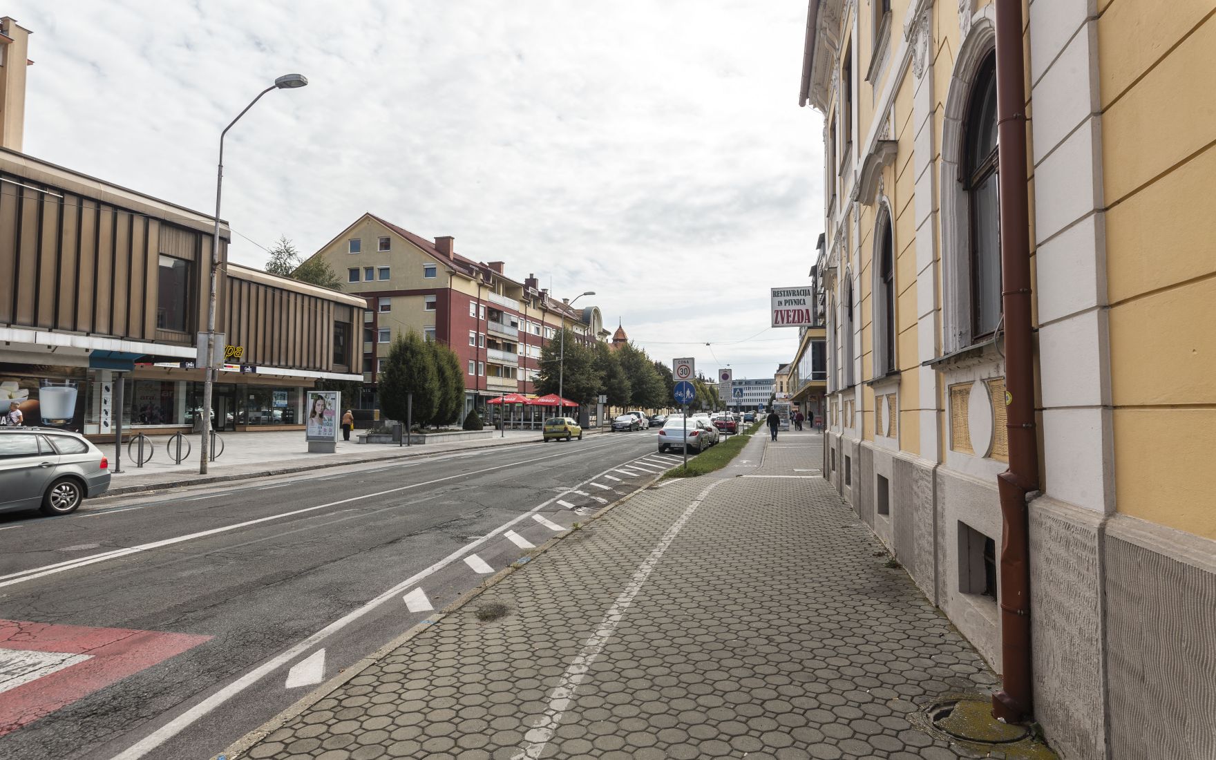 Preverite kakšne načrte ima lastnik s prazno stavbo na Slovenski ulici