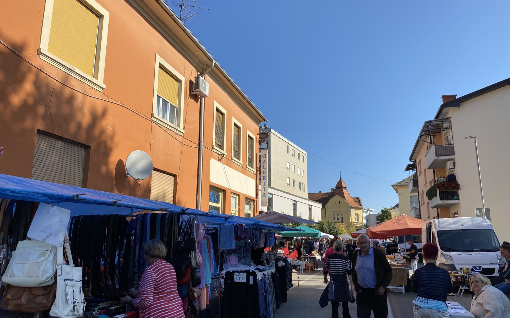 Foto In Video Tradicionalno Ponedeljkovo Senje Spet Napolnilo Mursko