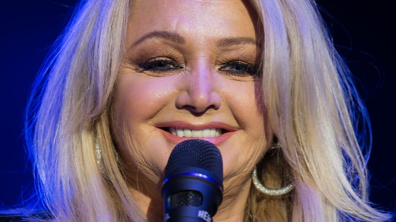 Poslovila se je legendarna pevka Bonnie Tyler