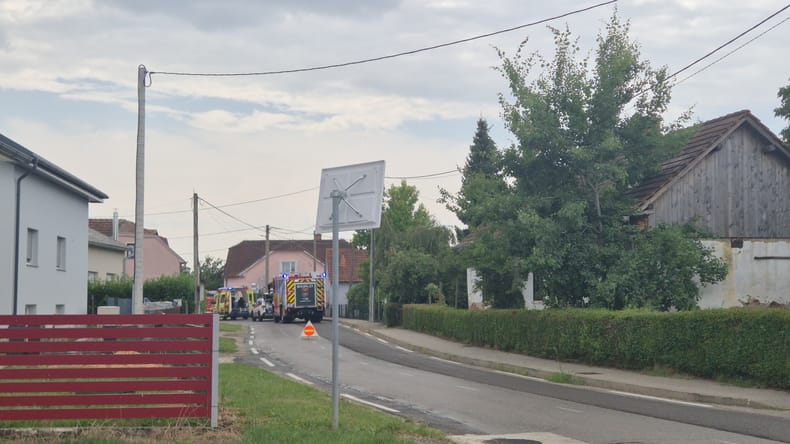 FOTO in VIDEO: Velika intervencija v bližini Murske Sobote, na terenu gasilci, policija in reševalci