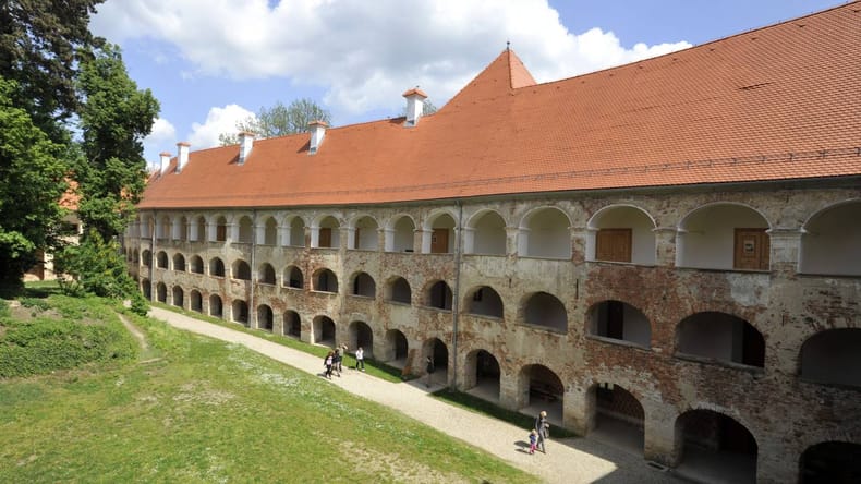 Državne nepremičnine na Goričkem dobile novega upravljavca