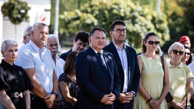FOTO in VIDEO: Slovesnost v Murski Soboti, zbrane nagovorili Anželj, Lazarev Šerbec in Farič