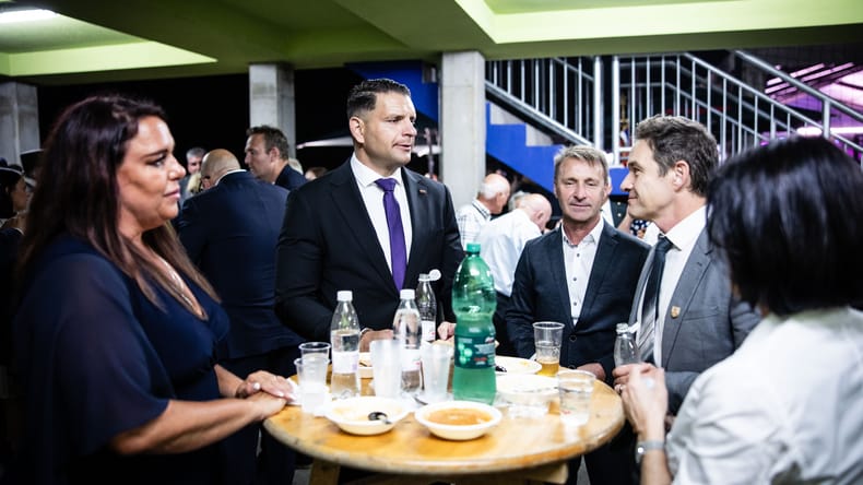 Skoraj 500-kilogramski kotel in 700 kilogramov repe, takšna je bila pogostitev v Veliki Polani