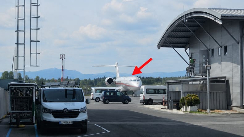 FOTO in VIDEO: Lakersi pristali na Brniku, preverjamo, ali se bodo pokazali javnosti