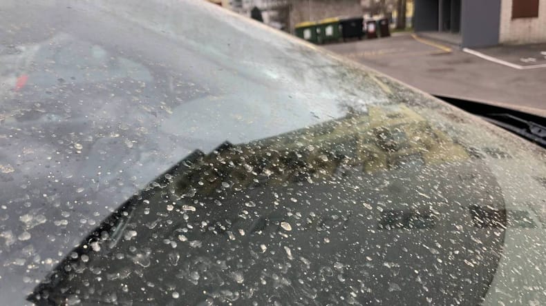 Zrak je poln puščavskega prahu, vrednosti delcev PM 10 poskočile