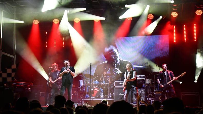 FOTO in VIDEO: Po tradicionalni trgatvi še veliki koncert, nastopilo Prljavo kazalište