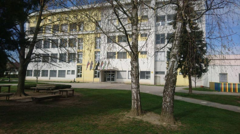 .. tišina
