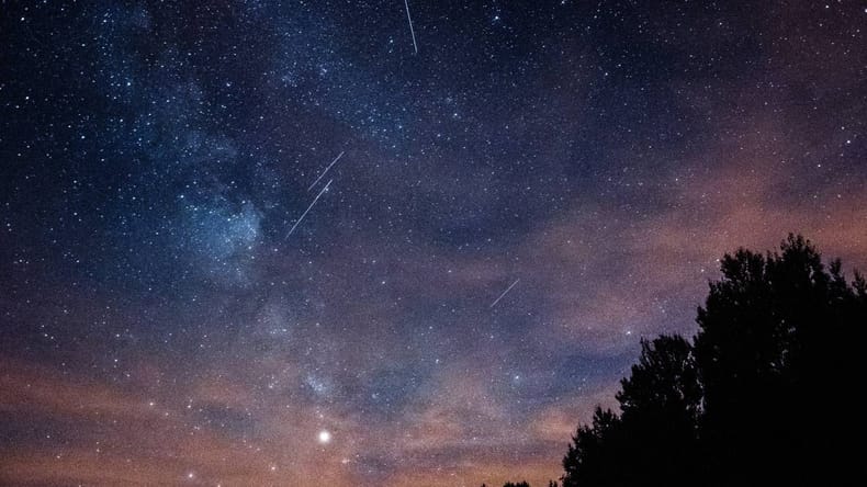 Bliža se na nebesni spektakel, letos odlični pogoji za opazovanje