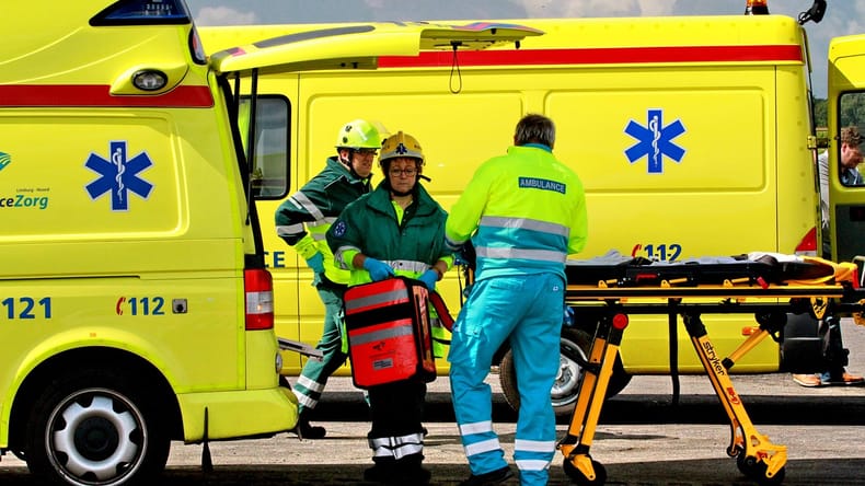 Možnost naleta pri izvozu Lendava: Na kraju dva rešilca in policija, oživljajo osebo