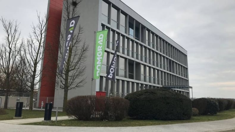 Pozor, vozniki: Na Bakovski ulici bo veljala polovična zapora