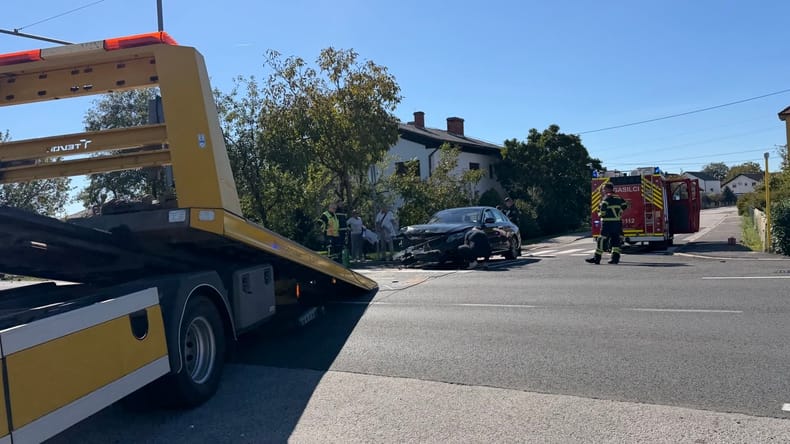 FOTO: Počilo v bližini Murske Sobote, promet oviran