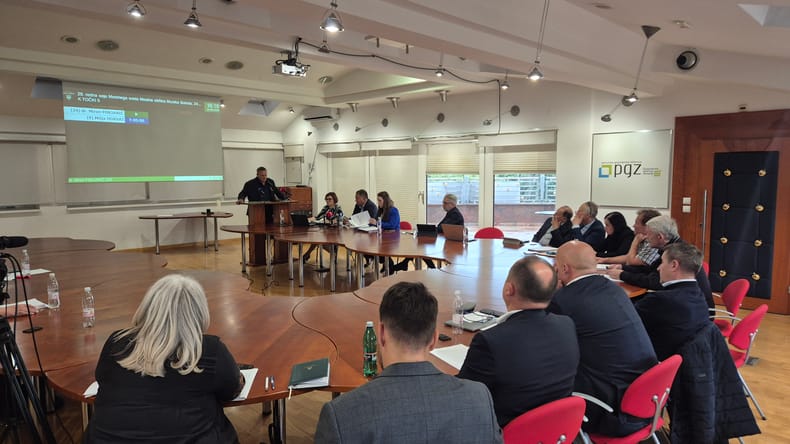 Anželj na seji svetniku izrekel opomin, revizija PIŠK odprla burno razpravo