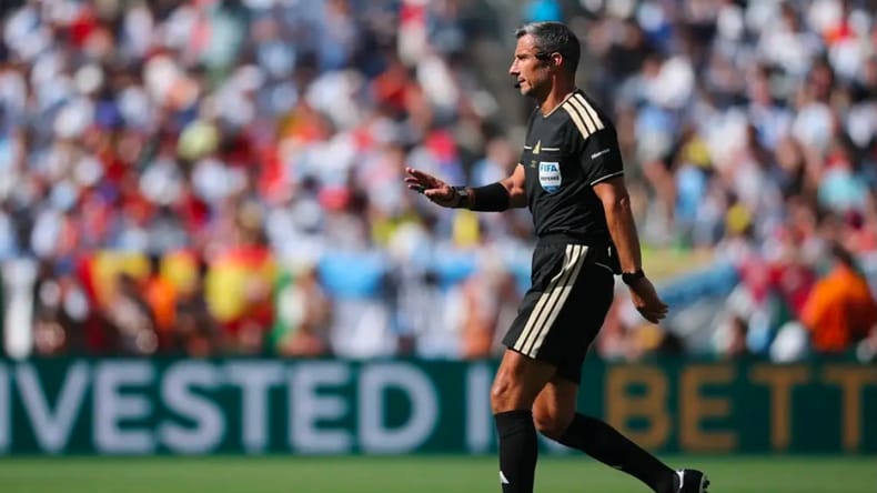 Mariborčan Slavko Vinčić po zgodovinskem finalu končal sodniško kariero