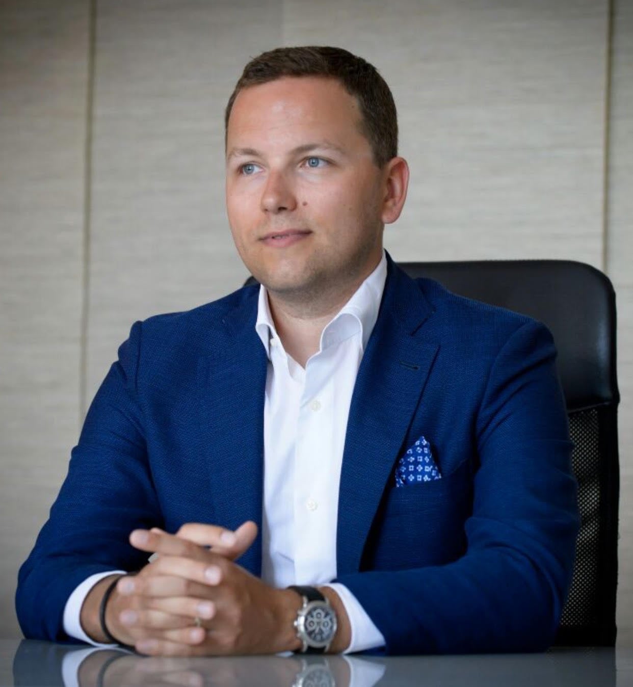 Borut Petek