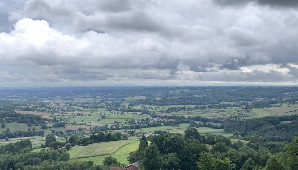 Še eno šolsko igrišče bo deležno prenove, naredili bodo tudi balinišče in zipline