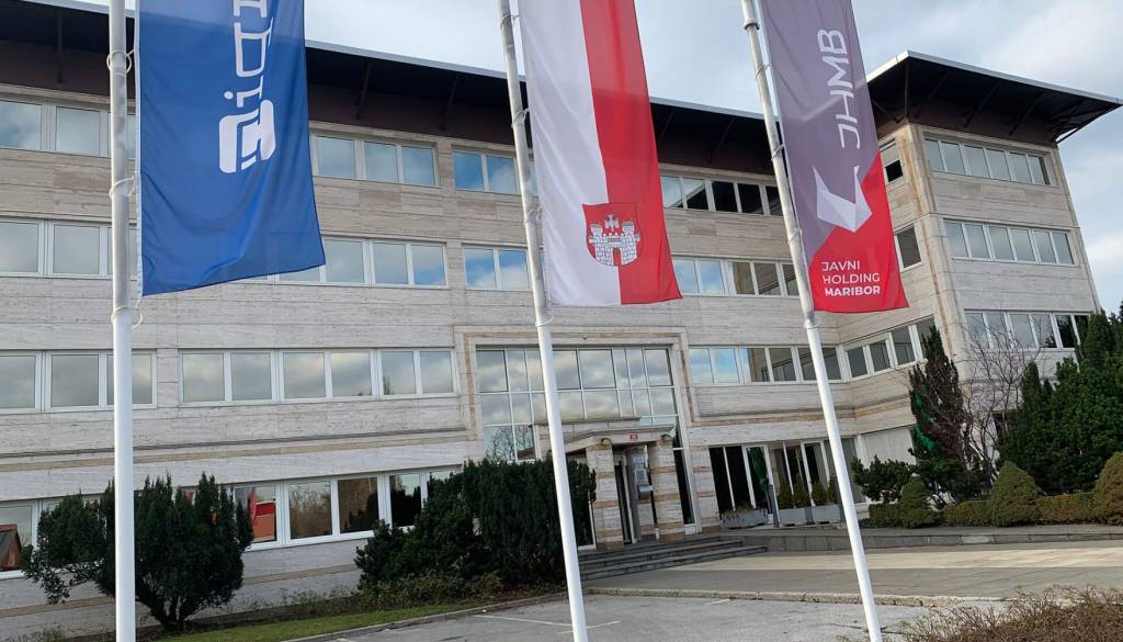 Mariborski svetniki izglasovali spremembo odloka o holdingu: »Župan si je skupaj s koalicijo vzel sodbo v svoje roke«