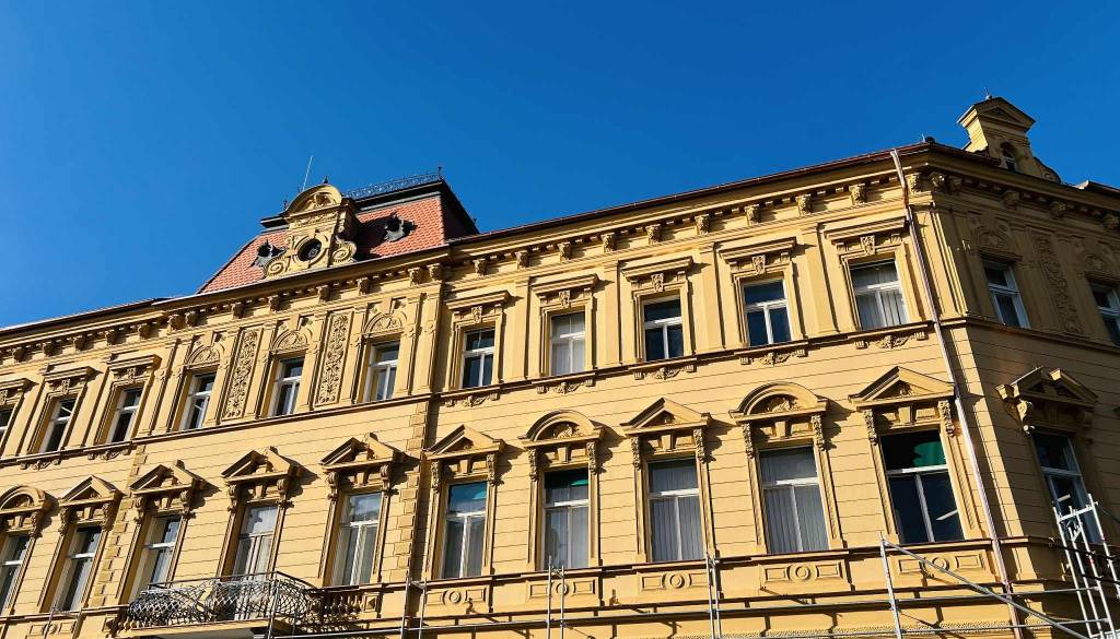 Stavba Upravne enote Ptuj je obnovljena, Gajšek zadovoljna