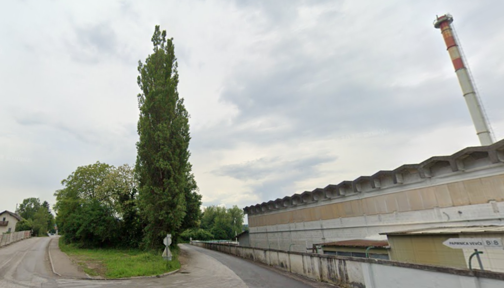 Ta cesta še vedno zaprta, krajani ogorčeni, Mestna občina Ljubljana obljublja dokončanje do konca leta