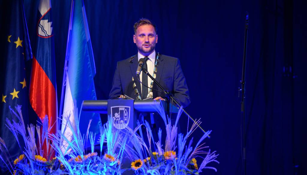 Po tragediji v Novem mestu se odzval tudi župan Kočevja: »Danes je človek mrtev. Nimam besed.«