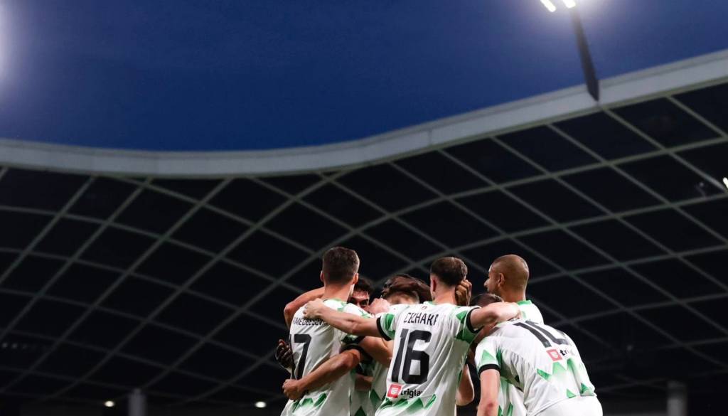 Domžale do velikega presenečenja v Stožicah, Olimpija znova razočarala