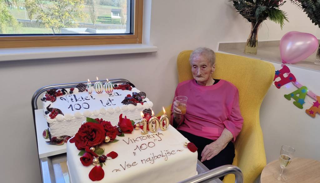 Viktorija praznovala 100 let