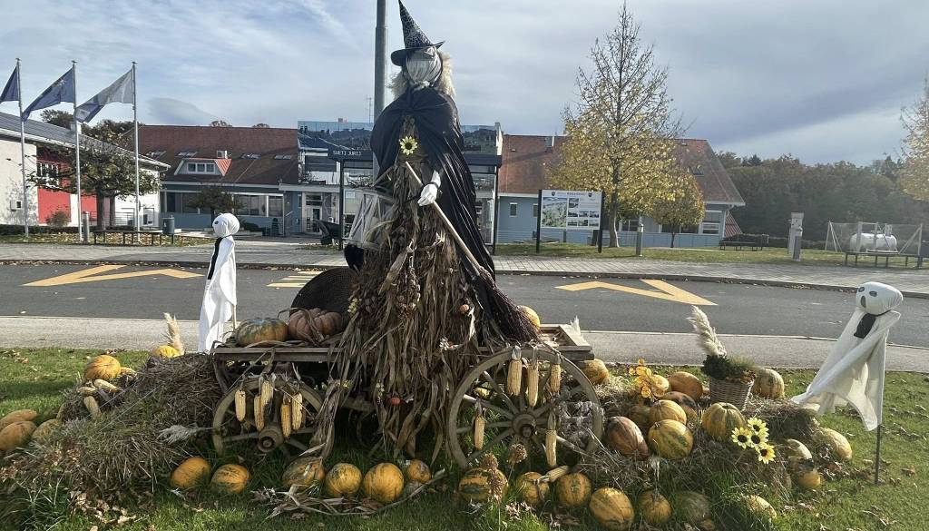 Trg na Goričkem dobil čarovniški pridih