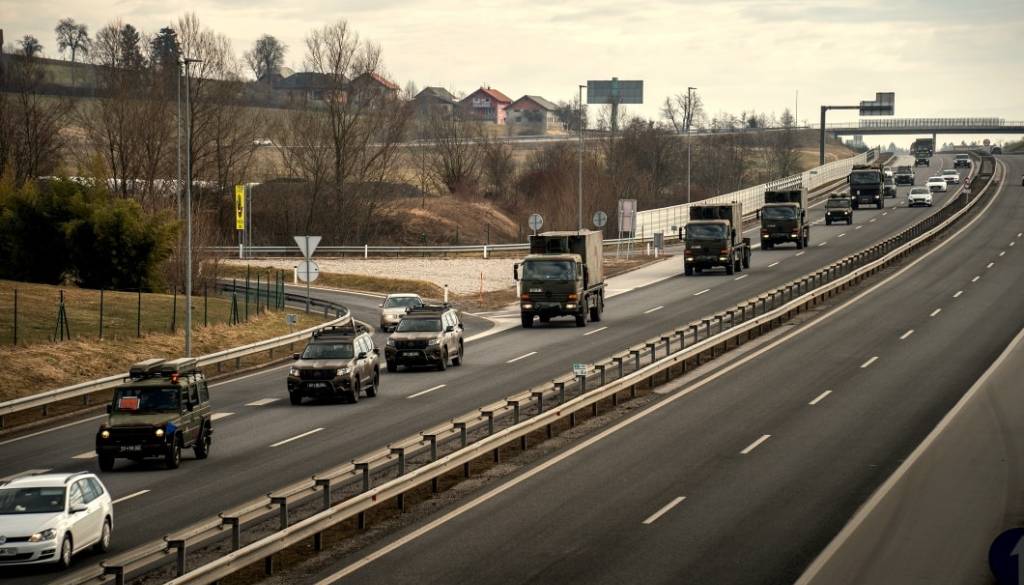 Na Dolenjskem se začenja vojaška vaja, do petka posebej povečan vojaški promet