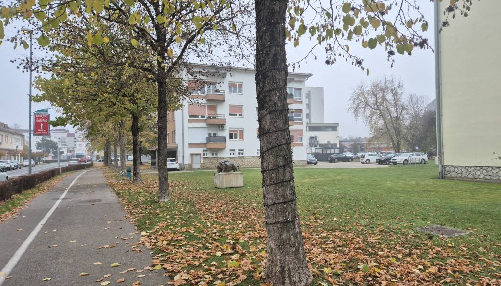 FOTO in VIDEO: V Murski Soboti že zasvetile praznične lučke