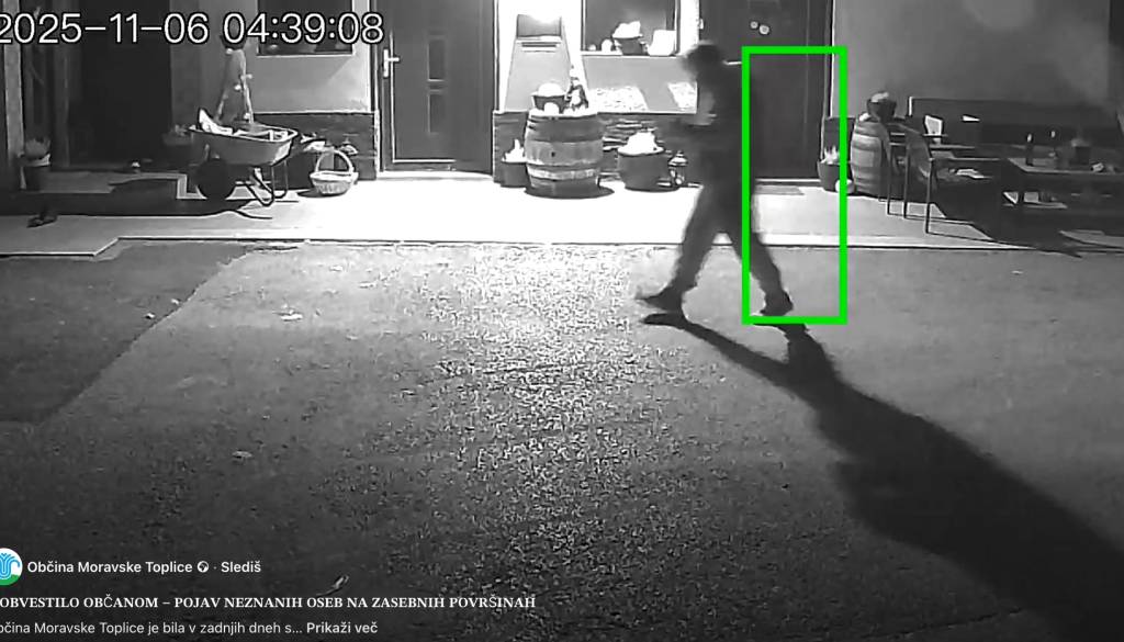 Policija o 'nočnih obiskih': Moški se je gibal po dvorišču, nato so ga pridržali do iztreznitve