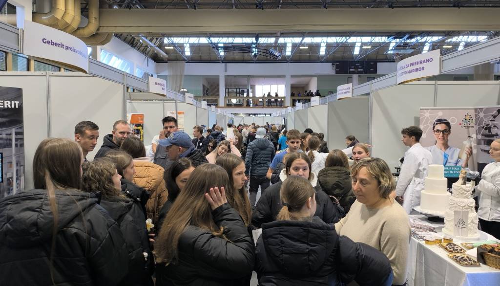 »Čista desetka«: Jubilejni karierni sejem v Mariboru obiskalo več kot 6500 obiskovalcev 