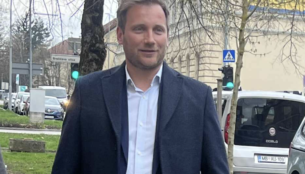 Kočevski župan po srečanju z Golobom: »Če bi se tako pogovarjali prej, bi bile stvari danes obvladljive«