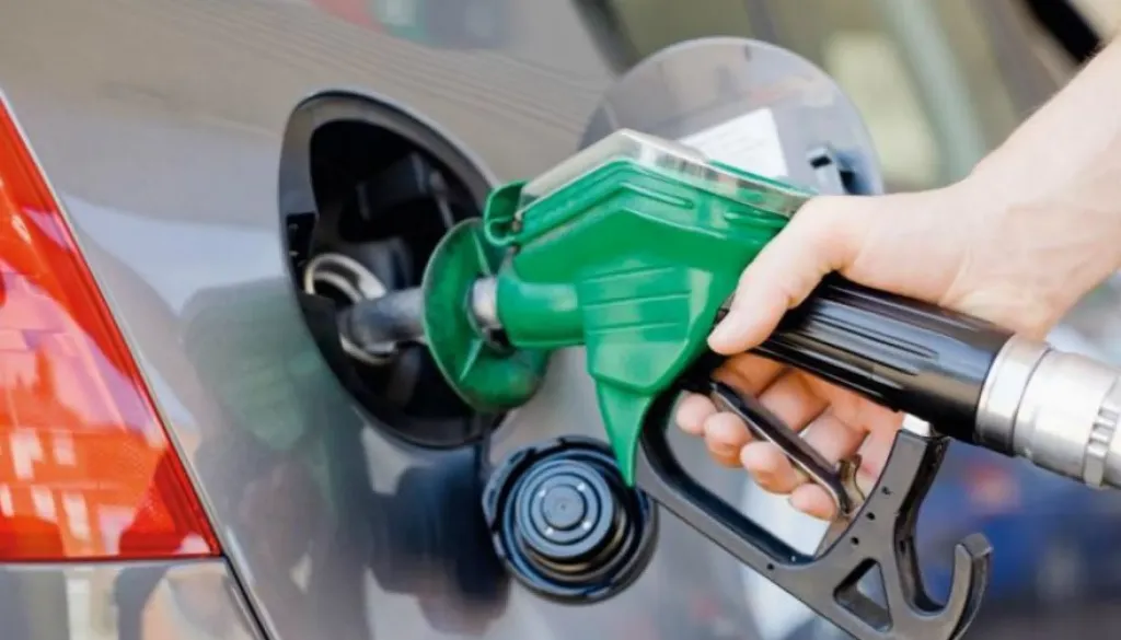 Kmalu nove cene goriva, toliko bo potrebno odšteti