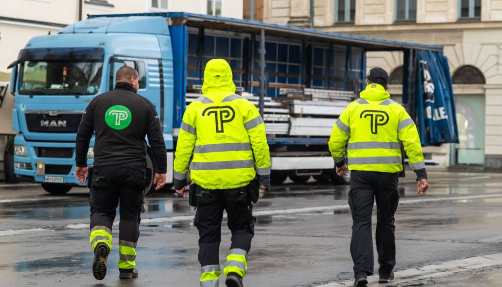 V Ljubljani že priprave na novoletni sejem