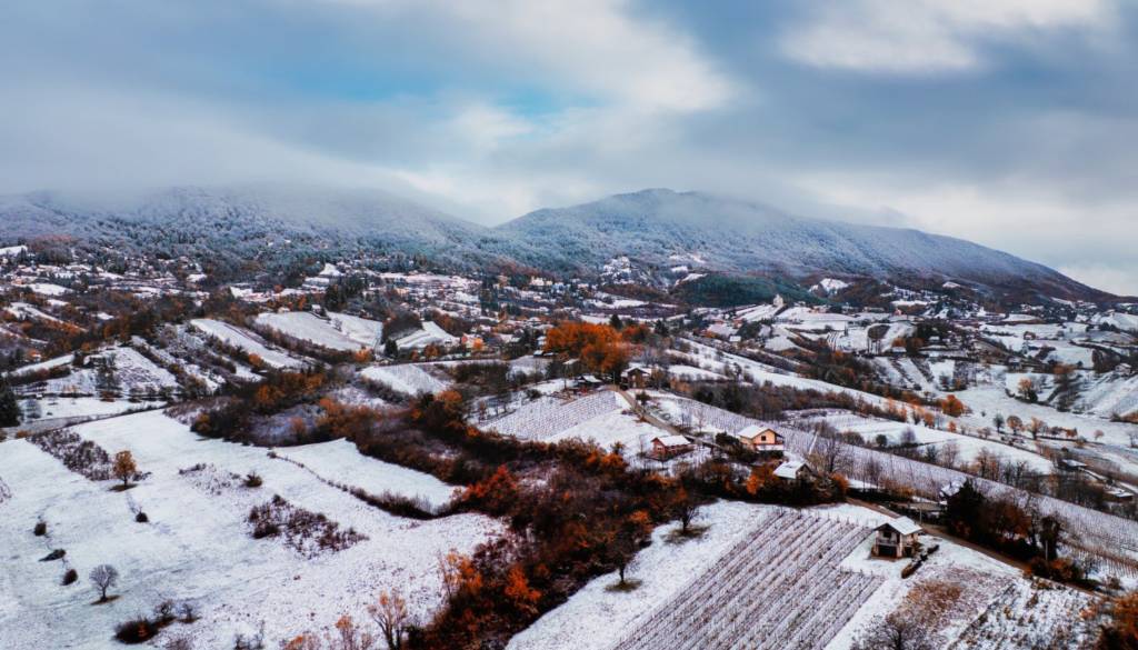 Na Hrvaškem zapadel prvi sneg, pobelilo tudi dele Srbije in Bosne in Hercegovine
