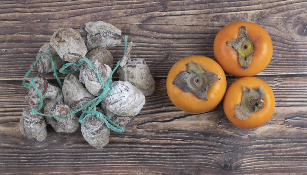 Imate preveč kakija? Tako ga lahko shranite