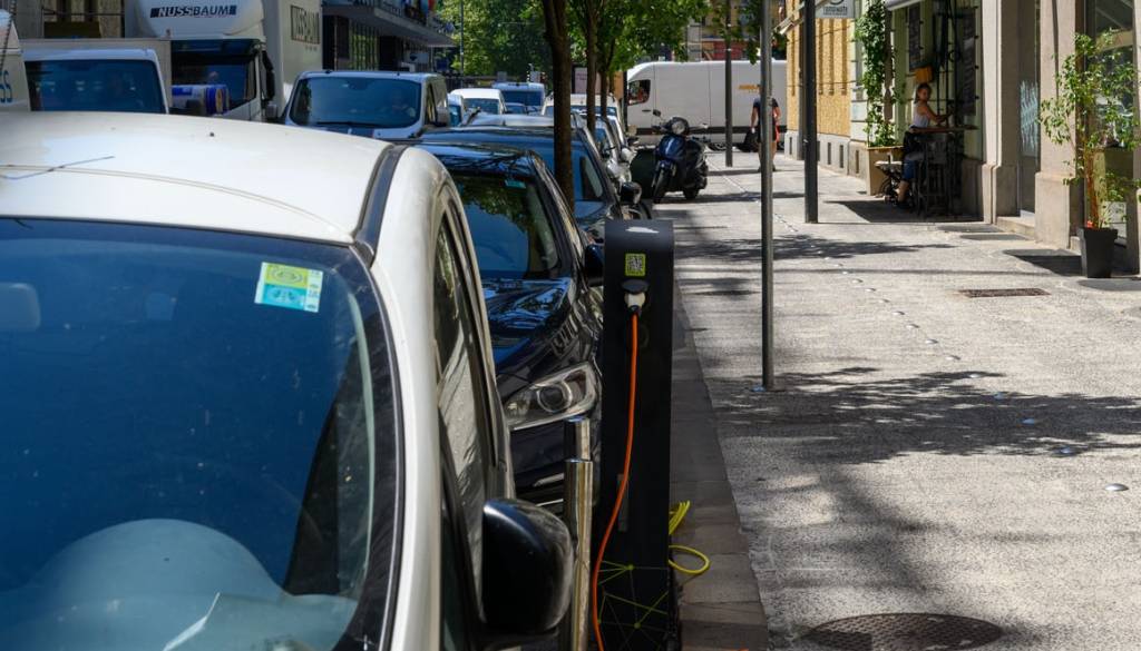 V Ljubljani dražje parkiranje, nova tarifa začne veljati 12. januarja