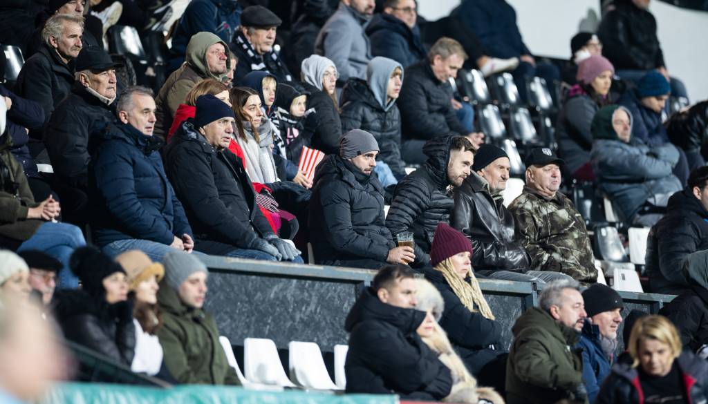 FOTO: Ste s tribun spremljali tekmo v Fazaneriji? Poiščite se na fotografijah