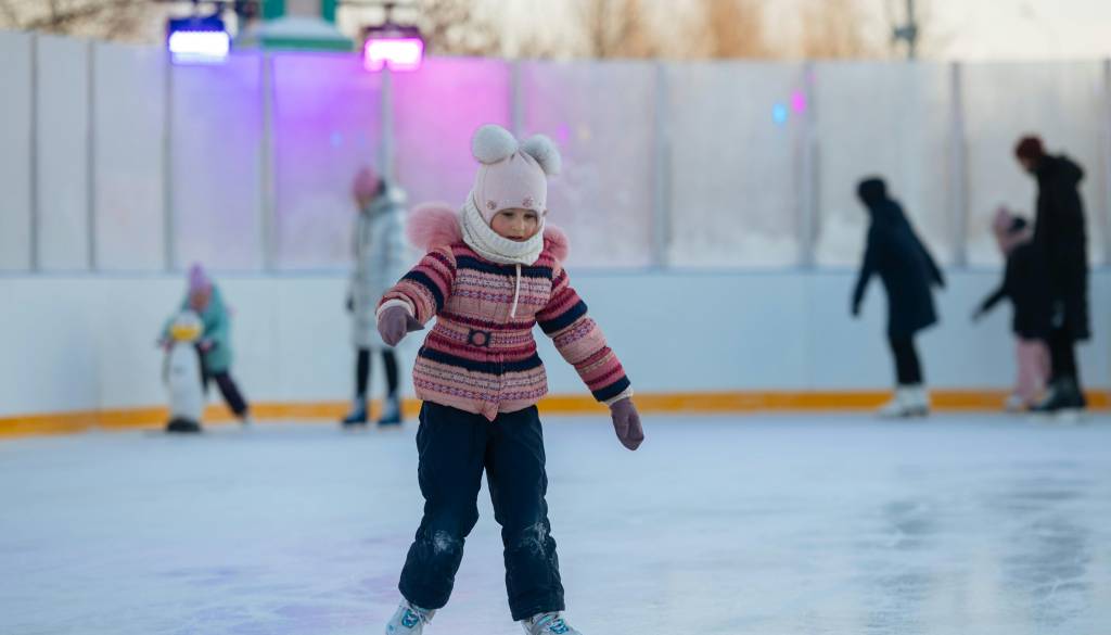 Veseli december prihaja: V Medvodah odprli prvo drsališče v zaledju Ljubljane