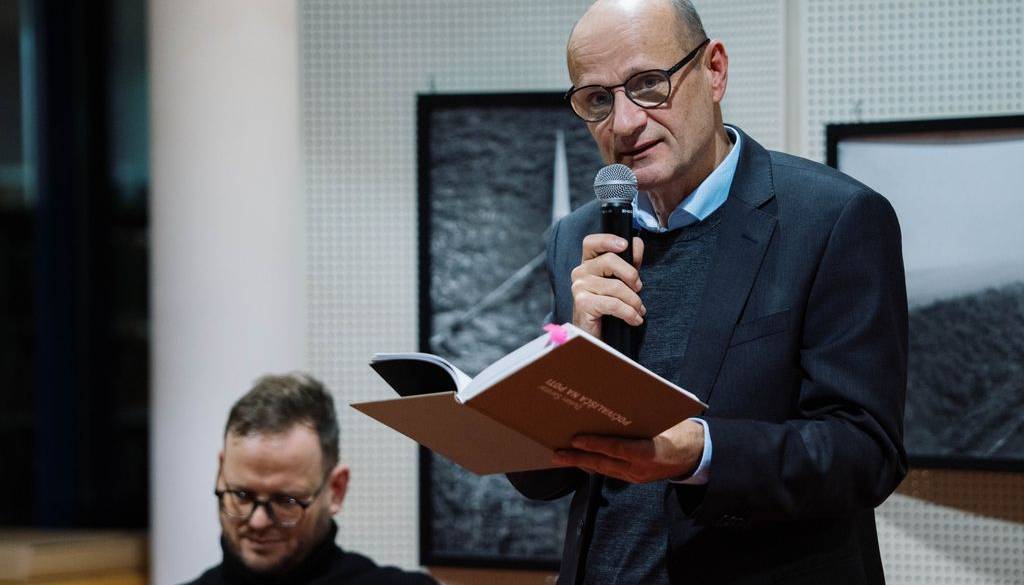 FOTO: V Murski Soboti literarni večer z Dušanom Šarotarjem