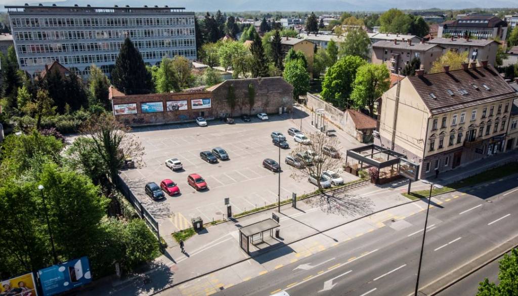 Spremenjen prometni režim na parkirišču Mirje konec novembra