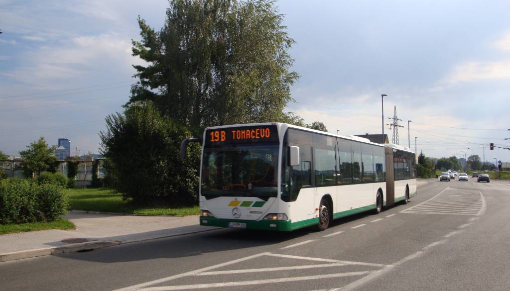 LPP pojasnjuje, zakaj mestni avtobusi včasih enostavno ne ustavijo na postajališču