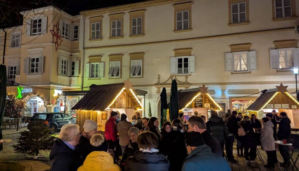 FOTO: Toliko boste za kuhano vino odšteli v avstrijski Radgoni