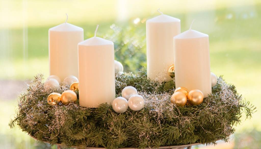 Začel se je adventni čas, Kristjani začeli priprave na božič