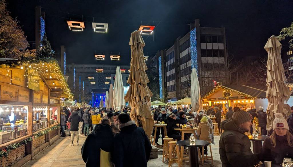 FOTO: Poglejte, kako je sinoči živel Čarobni Maribor