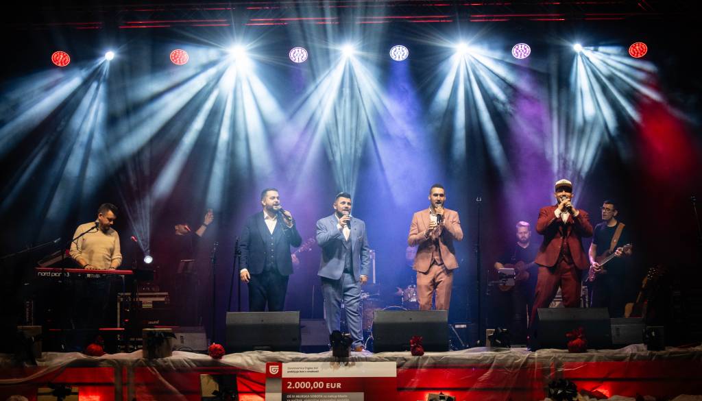 FOTO in VIDEO: Dobrodelni koncert Podarimo srečo napolnil dvorano s toplino in glasbo