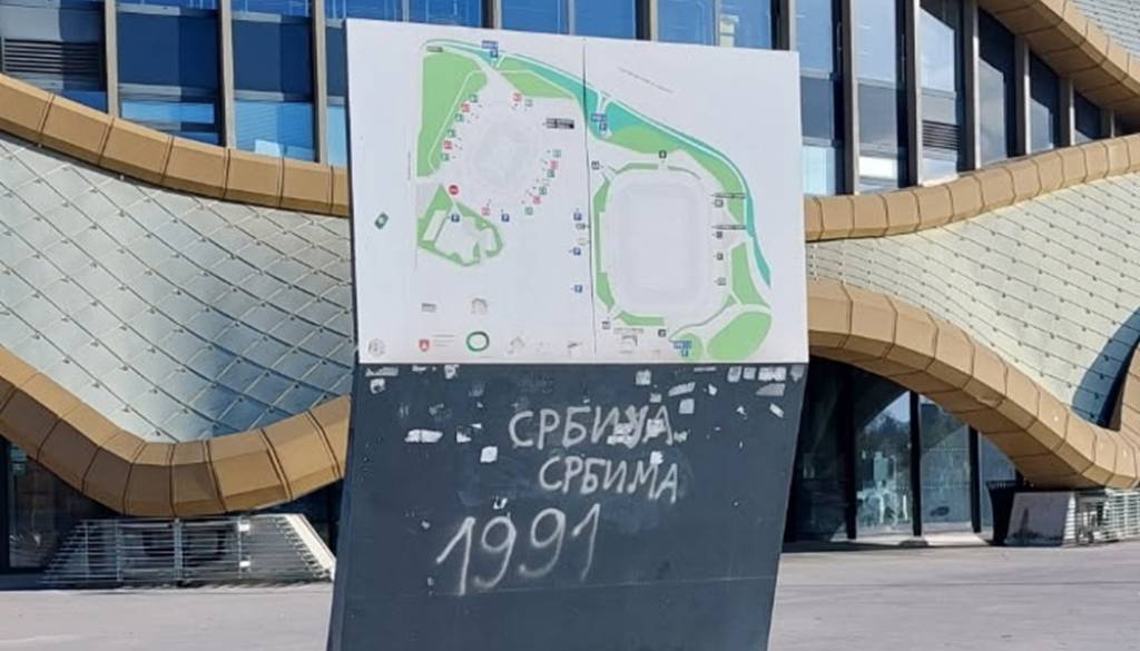 Pristojni ukrepali pred Stožicami, o njen ni več ne duha ne sluha