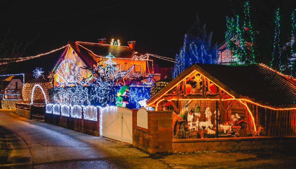 FOTO: Stanovalci v Spodnjem Dupleku sami ustvarili pravljično sosesko