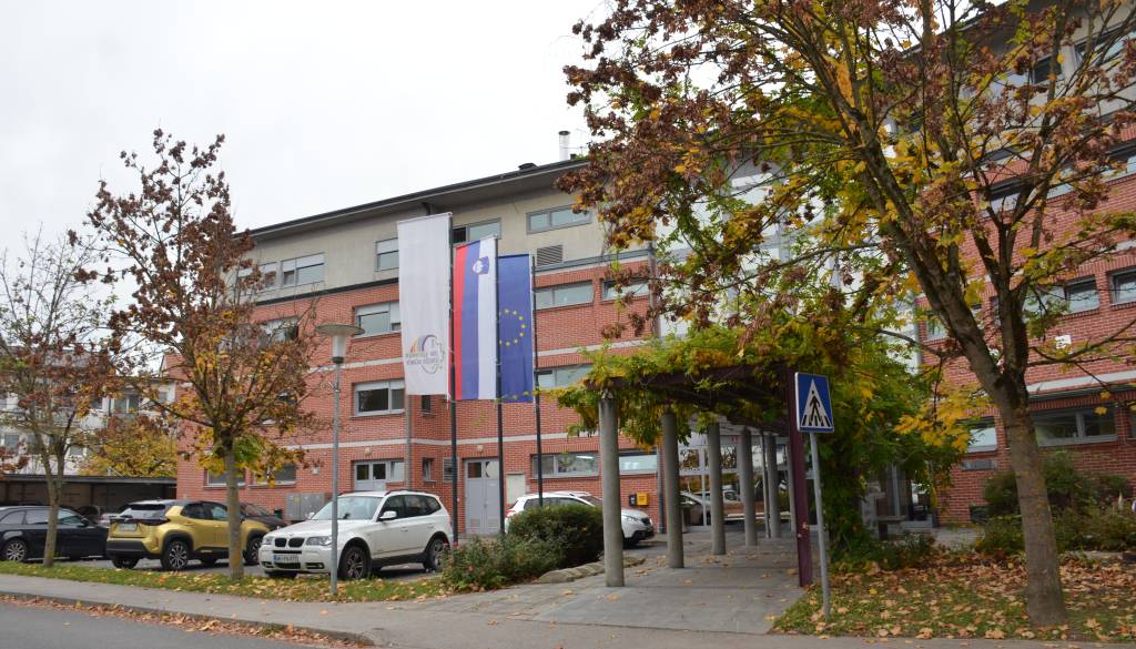 V pomurskem domu za starejše prepovedali obiske 