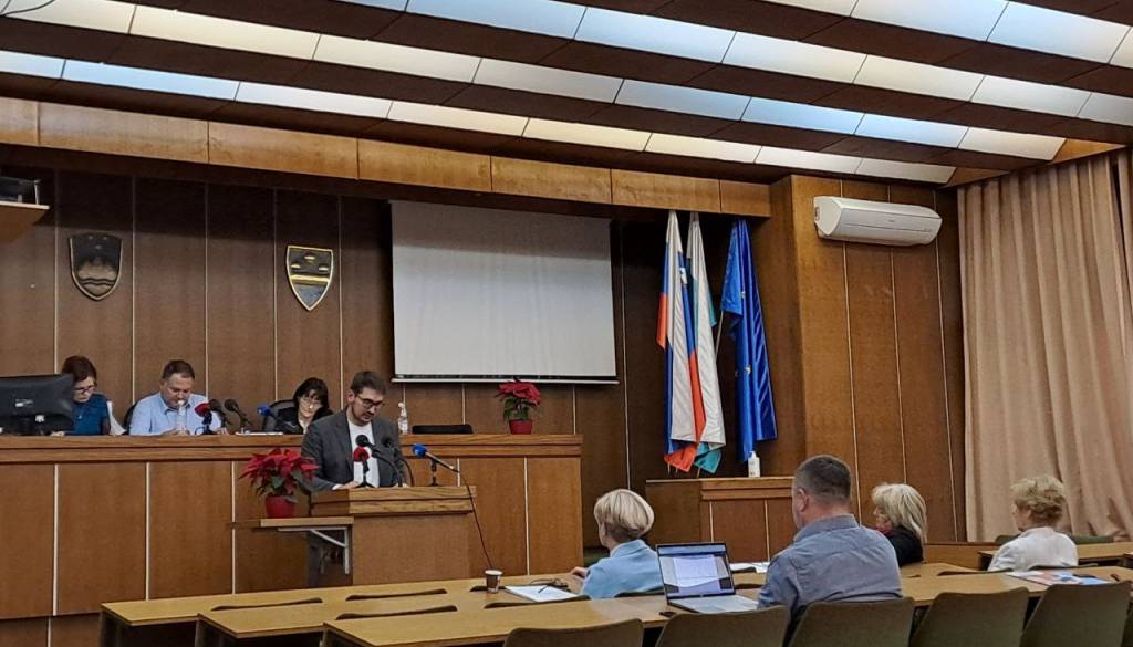 Zelena luč za Irmo Brodnjak Firbas in Gaby Flisar, novi predstavniki v svetih osnovnih šol