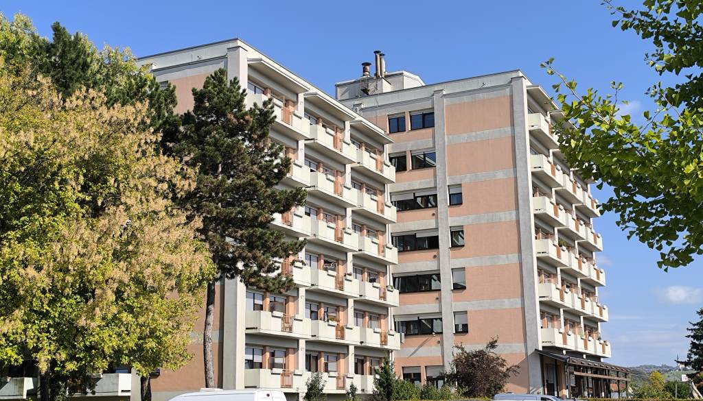 V Mariboru pričakujejo nižje položnice v domovih: Koliko bodo stanovalci dejansko prihranili?